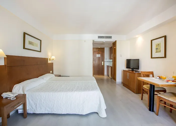 Hipotels Bahia Grande Lejlighedshotel 4*