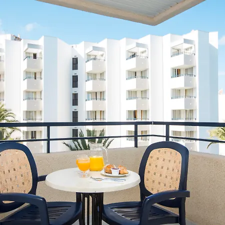 ヒポテルズ バイーア グランデ アパートホテル カラ・ミラー