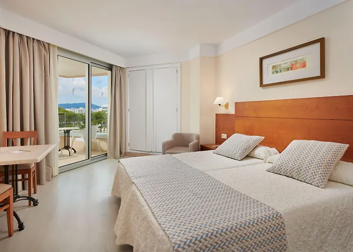 Apartmanhotel Hipotels Bahia Grande 4*